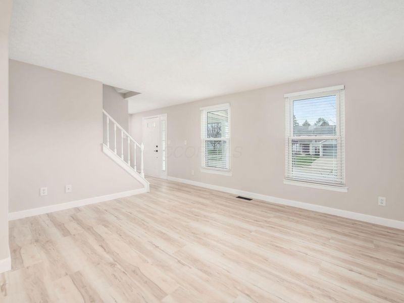 4851 Leybourne Drive, Hilliard, OH 43026 Photo 5