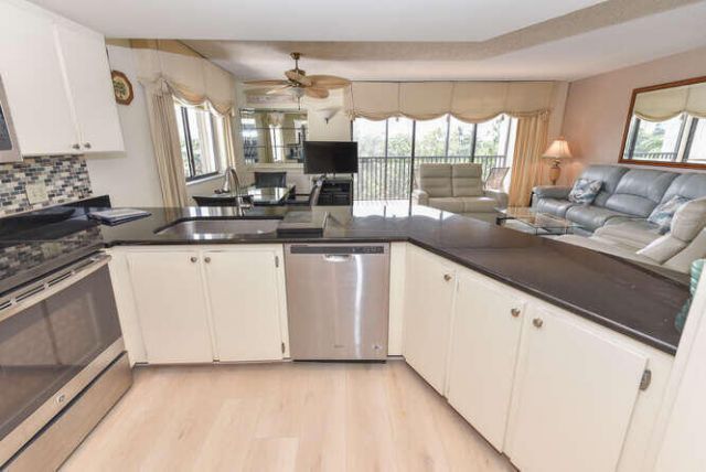 1605 S Us Highway 1, Unit F401, Jupiter, FL 33477 Photo