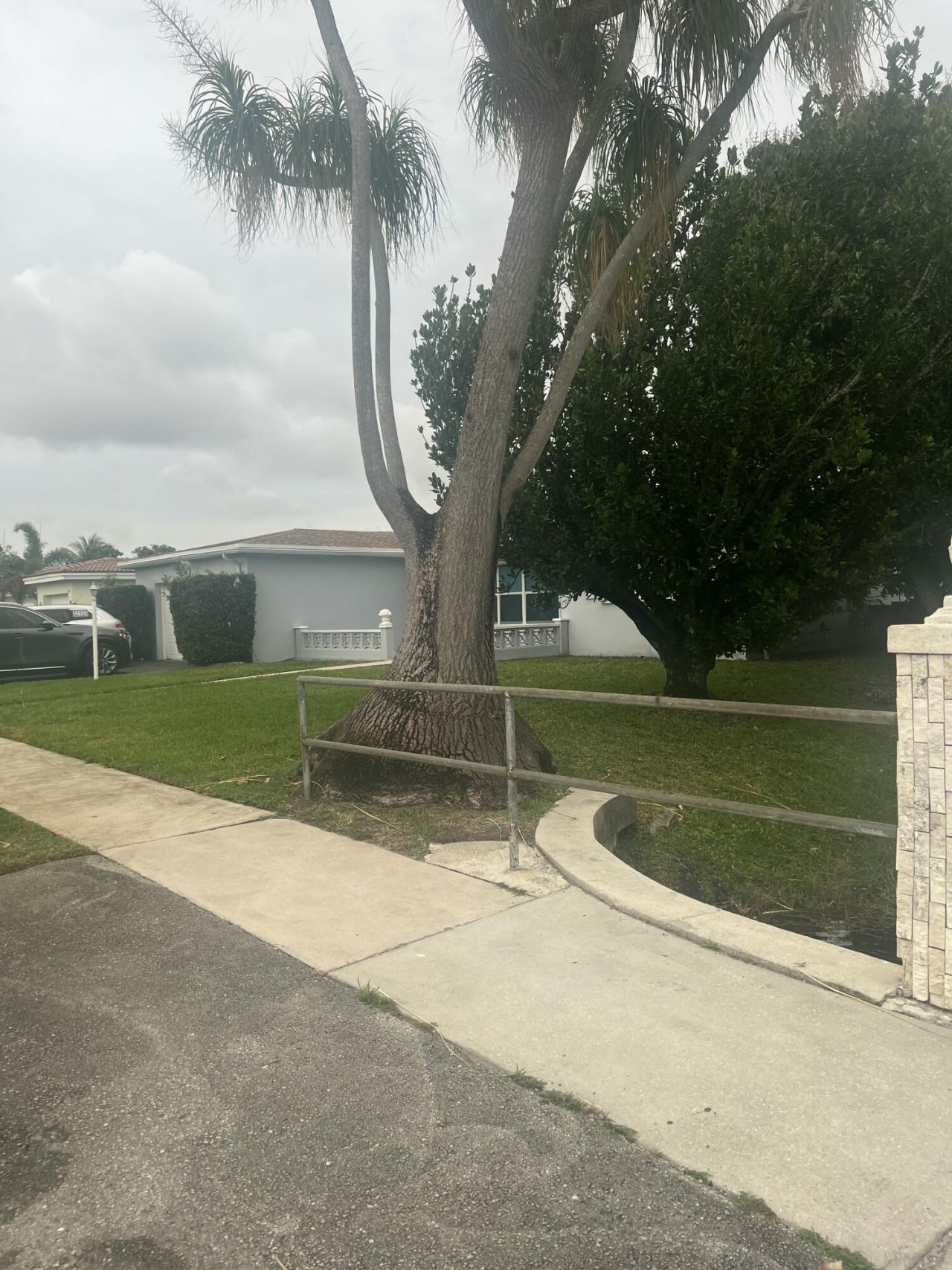 4680 NW 39th Street, Lauderdale Lakes, FL 33319 Photo