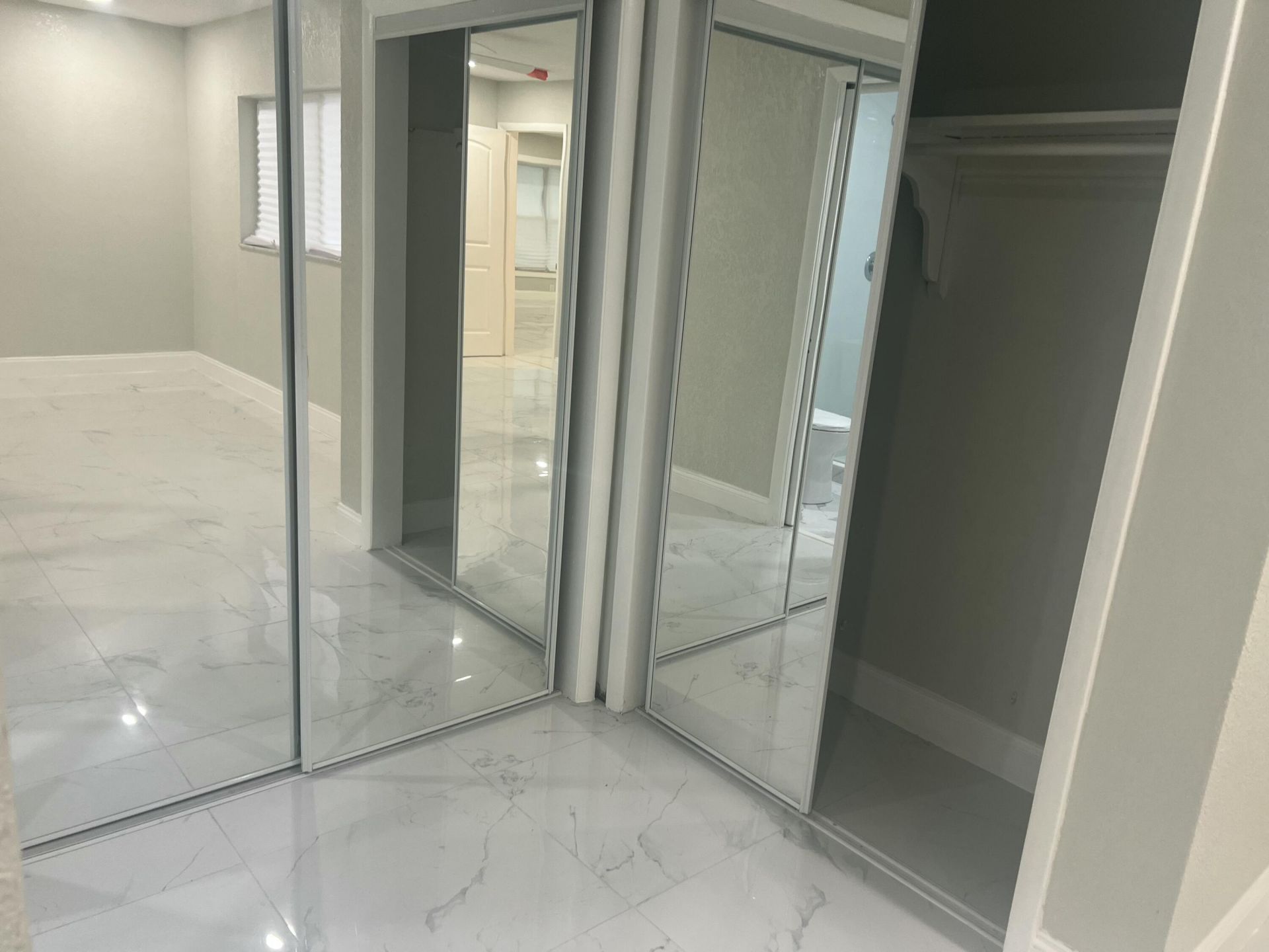 4680 NW 39th Street, Lauderdale Lakes, FL 33319 Photo