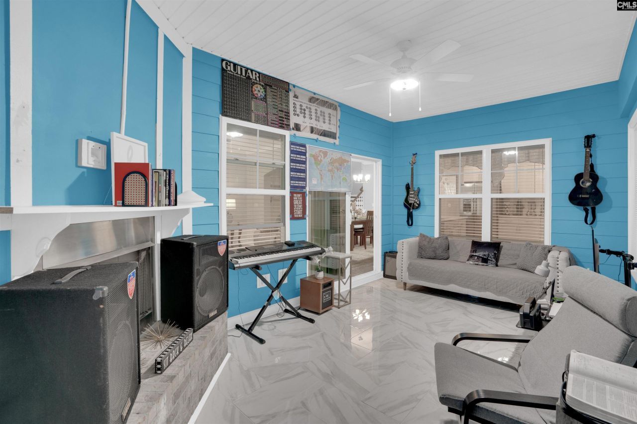 719 Long Iron Lane Photo 28