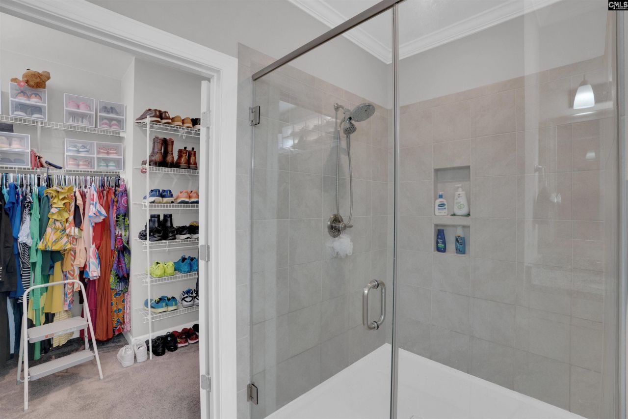 719 Long Iron Lane Photo 31