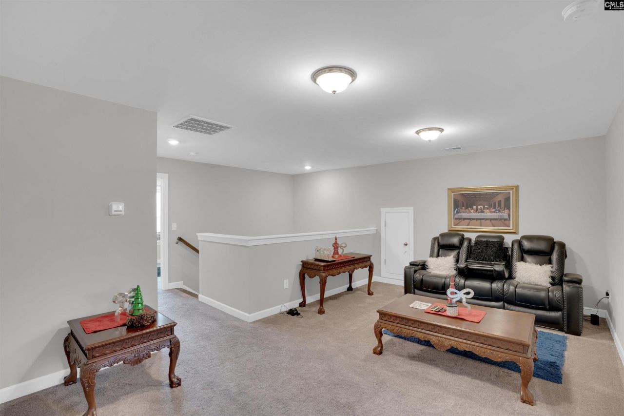 719 Long Iron Lane Photo 39