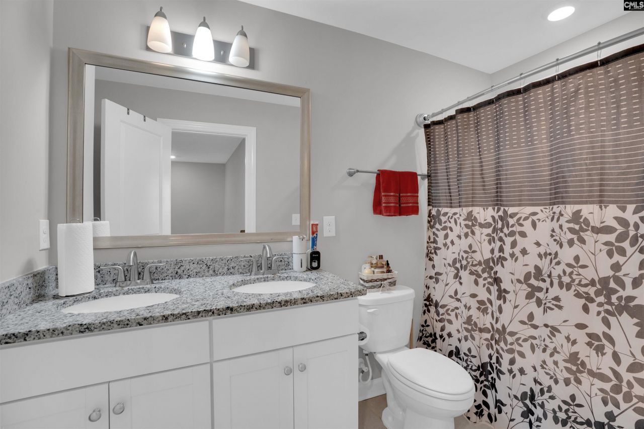 719 Long Iron Lane Photo 42