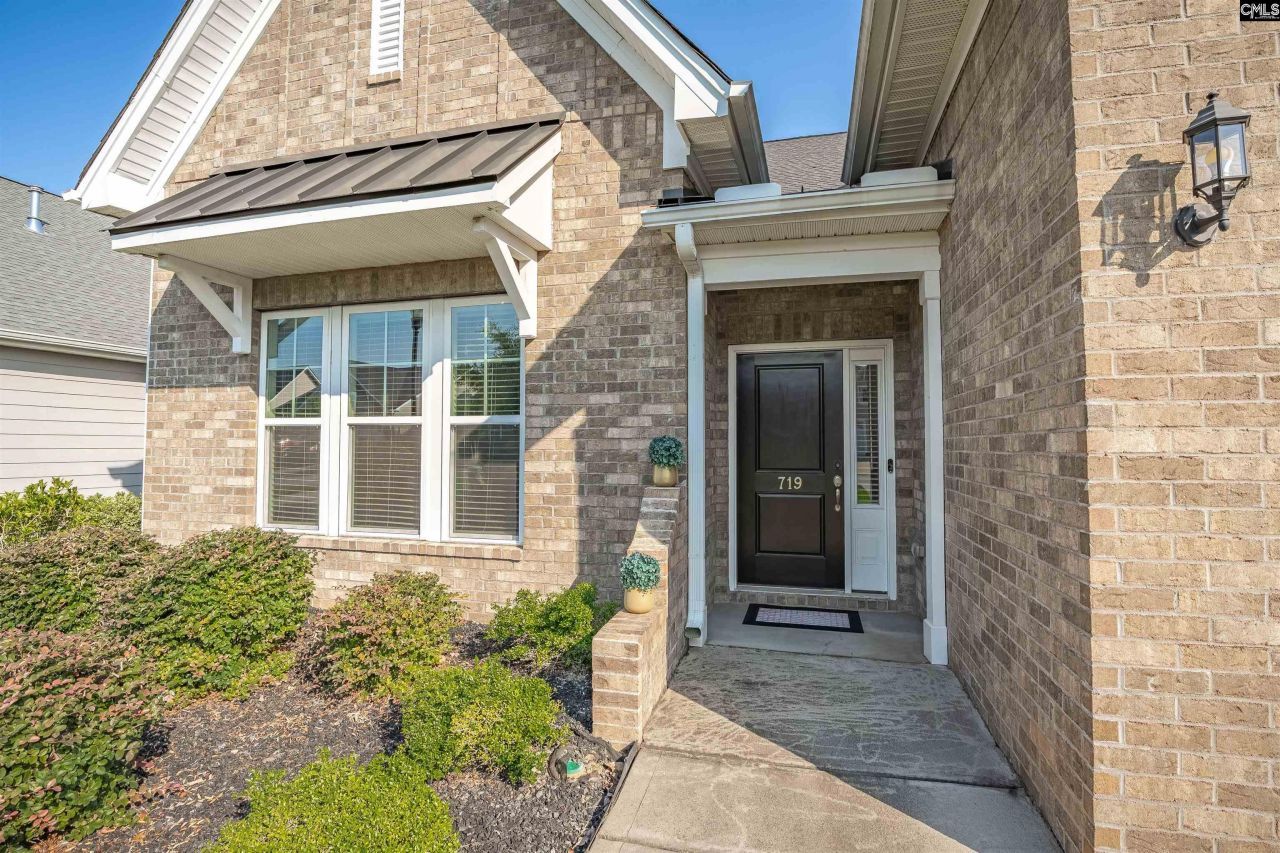 719 Long Iron Lane Photo 48