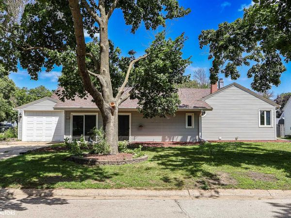 14 Rainbow Drive, Humboldt, IA 50548