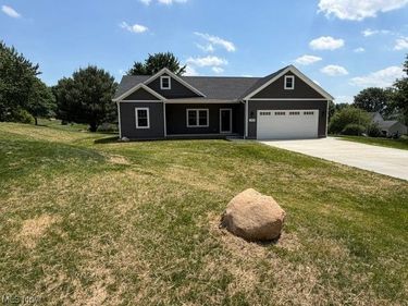 13969 N Highview Drive, Dalton, OH 44618