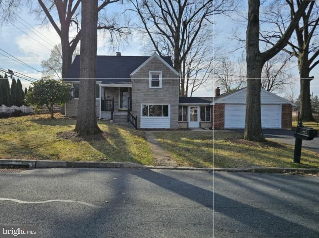 816 Lobelia Avenue , Reading, PA 19605 Main Photo