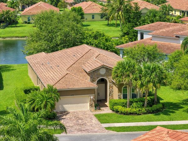 2770 Grand Isle Way SW, Vero Beach, FL 32968