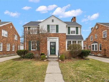 285 McMillan Road, Grosse Pointe Farms, MI 48236