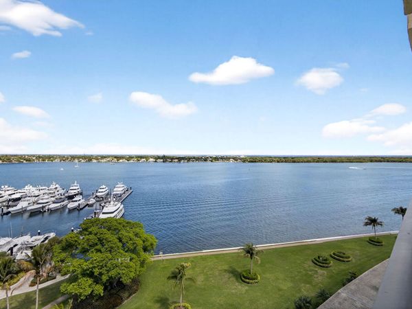 134 Lakeshore Drive, Unit T13, North Palm Beach, FL 33408