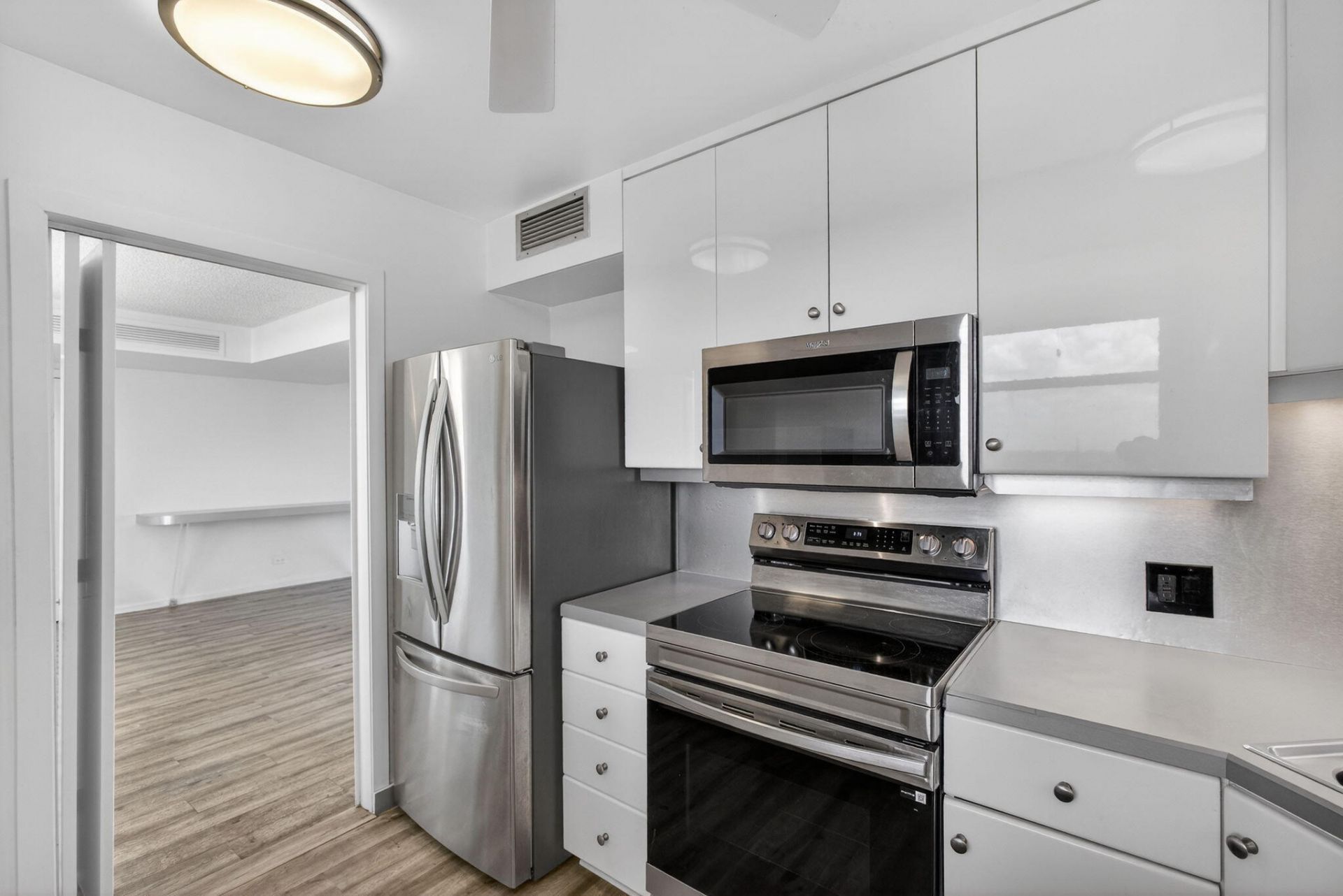 134 Lakeshore Drive, Unit T13, North Palm Beach, FL 33408 Photo