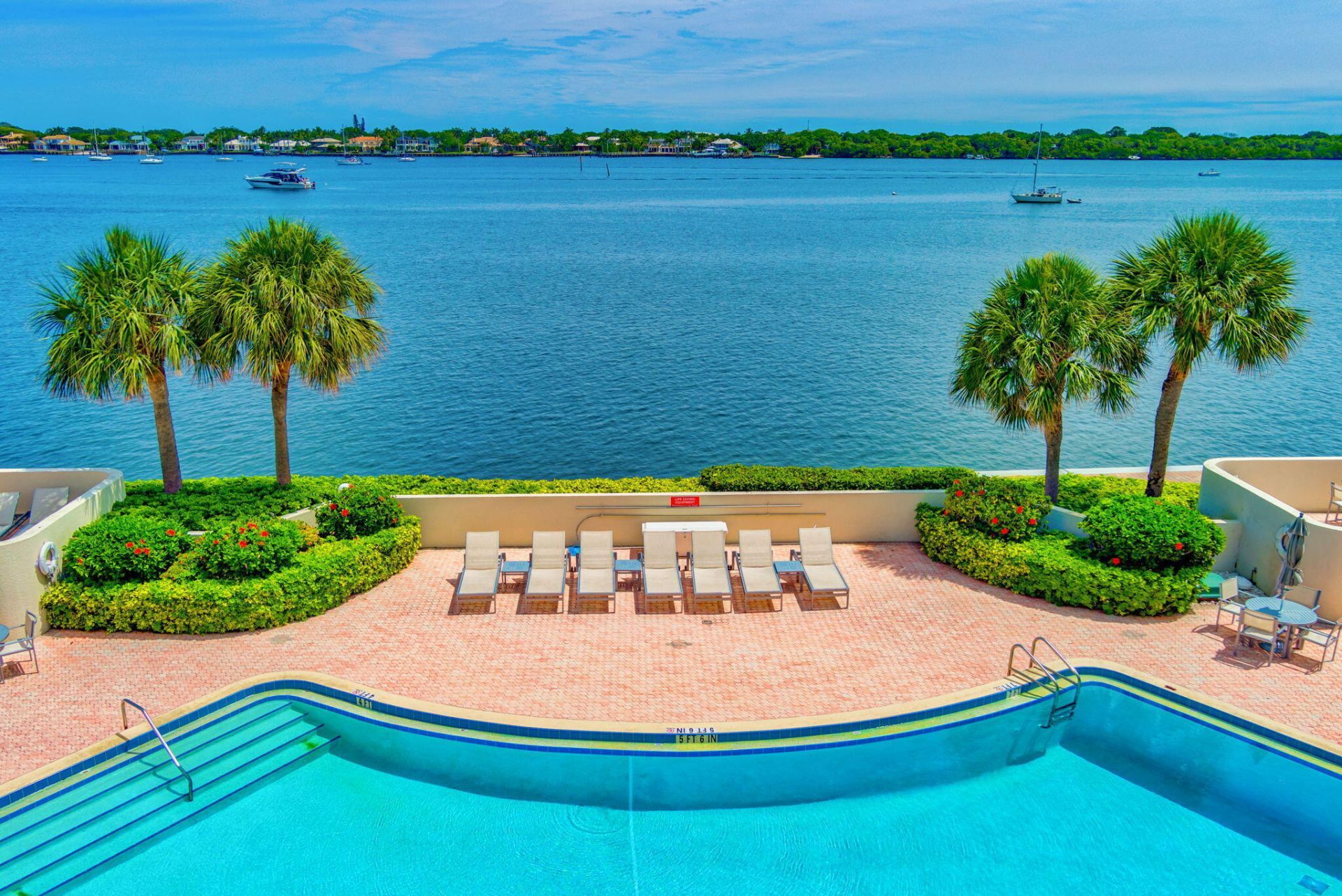 134 Lakeshore Drive, Unit T13, North Palm Beach, FL 33408 Photo