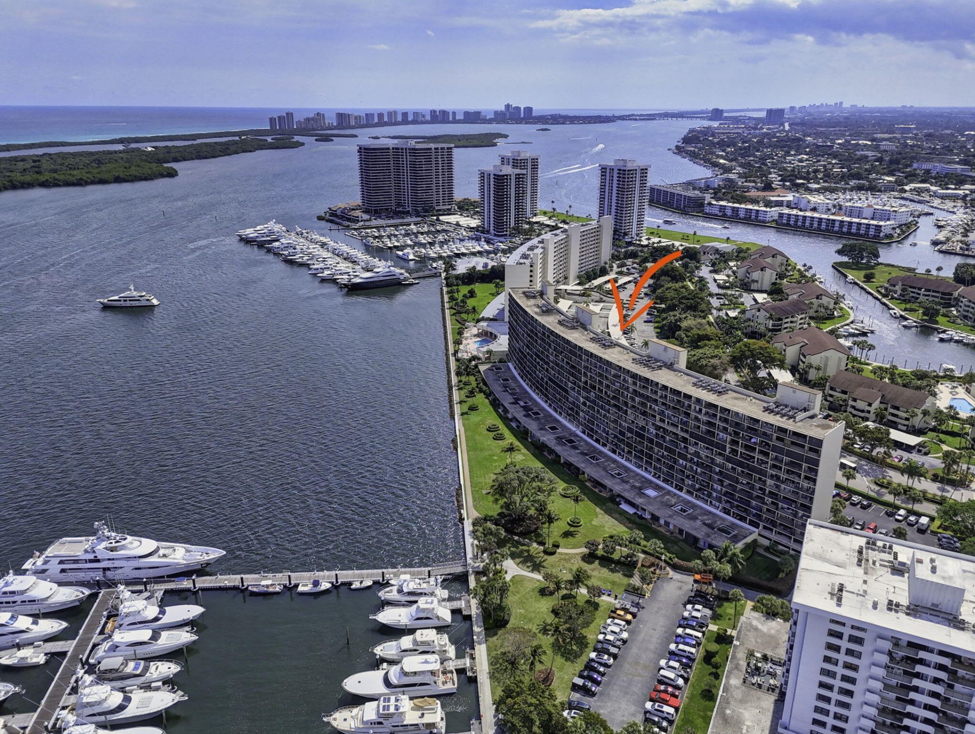 134 Lakeshore Drive, Unit T13, North Palm Beach, FL 33408 Photo