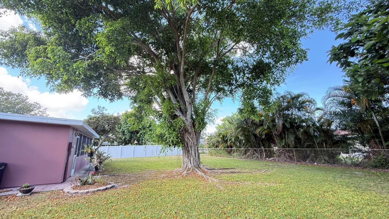 864 SE Festivo Court, Port Saint Lucie, FL 34983 Photo