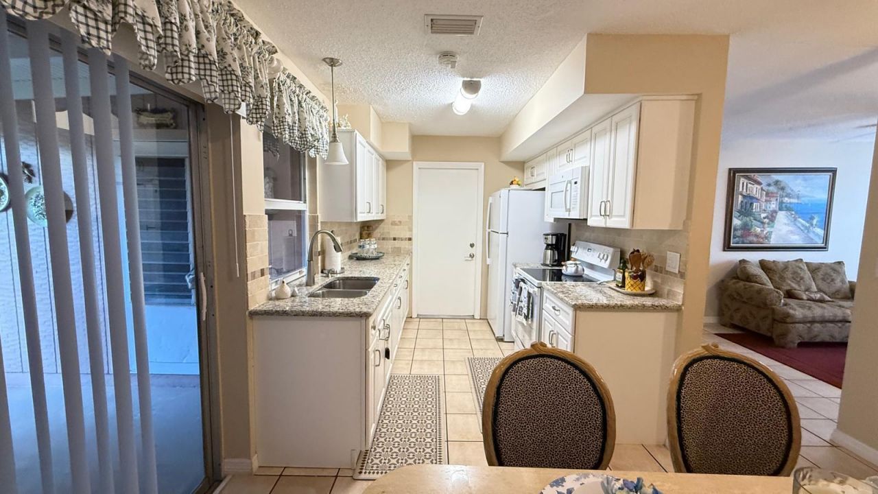 864 SE Festivo Court, Port Saint Lucie, FL 34983 Photo