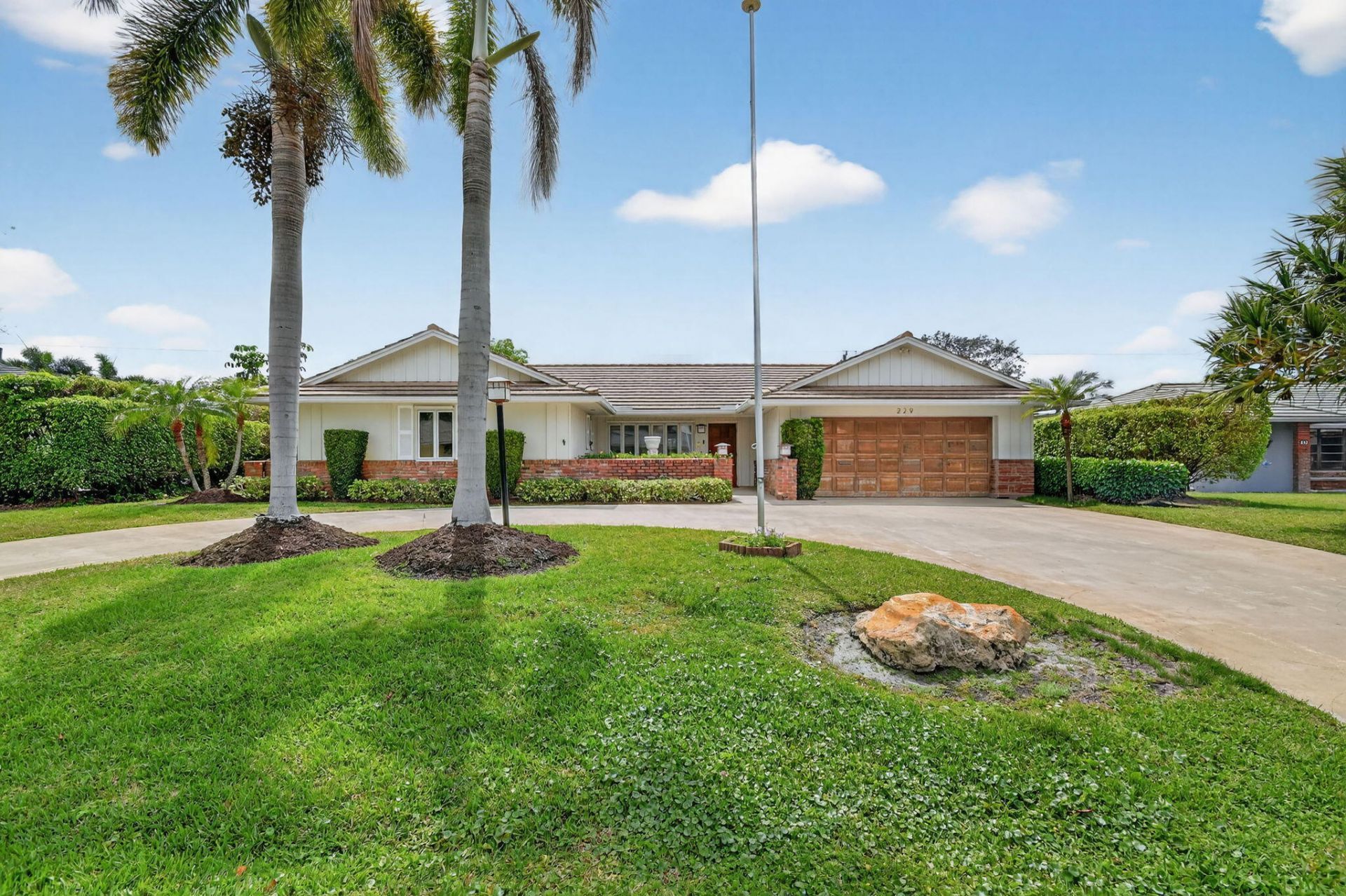 229 Walton Heath Drive, Atlantis, FL 33462 Photo