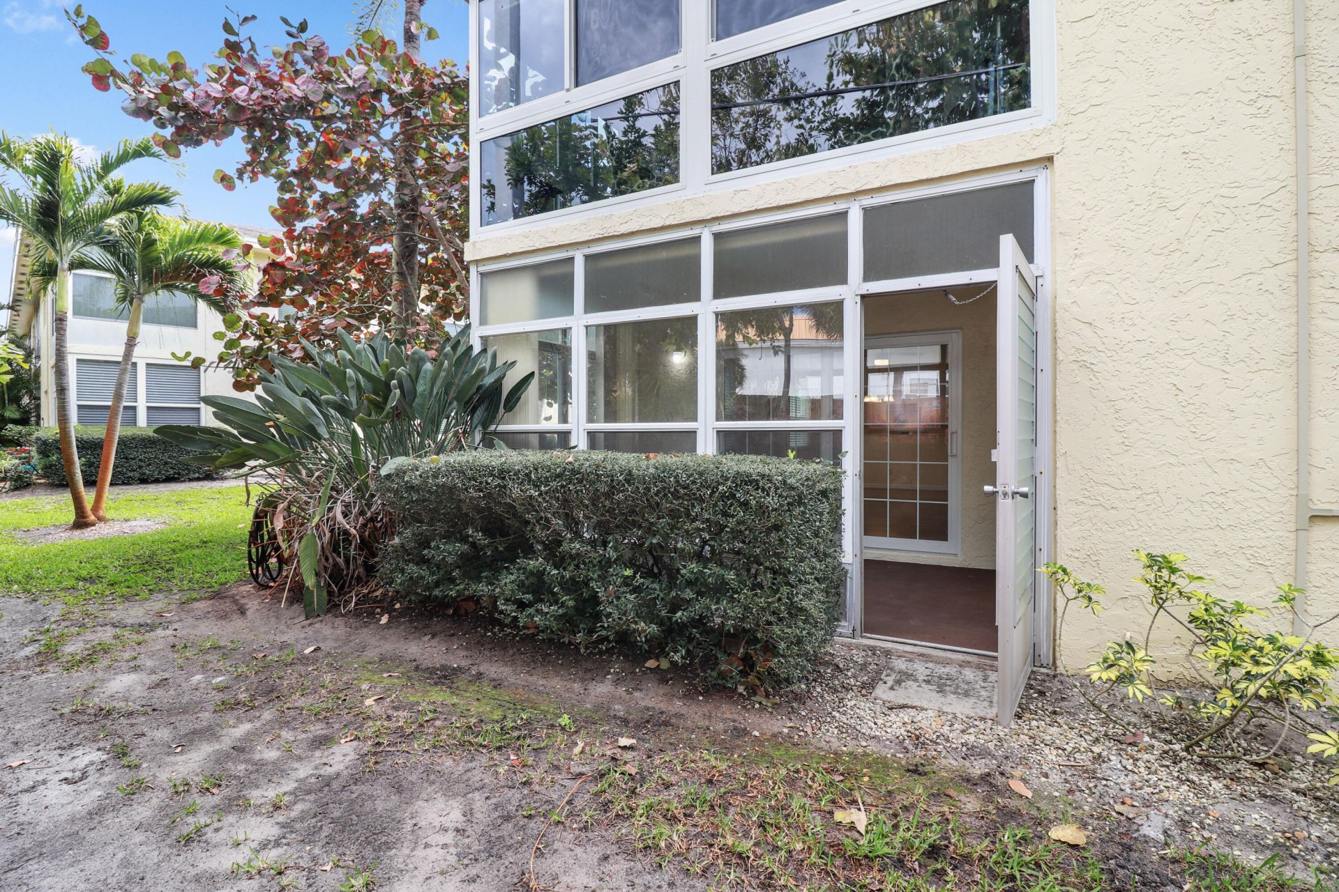 2950 SE Ocean Boulevard, Unit 130-4, Stuart, FL 34996 Photo