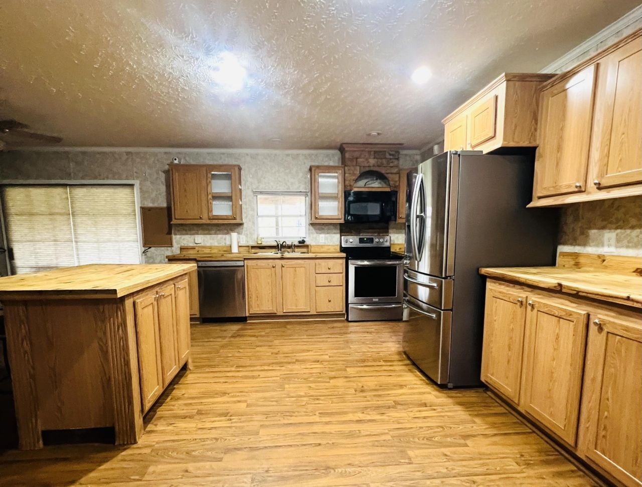 1343 Winding Creek Drive Photo 17