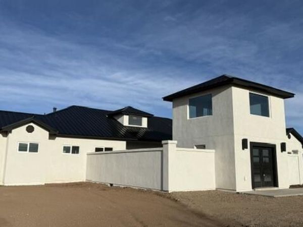 9 Kailey Loop, Edgewood, NM 87015