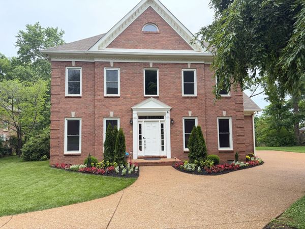 1605 Ardenwood Ct, Nashville, TN 37215