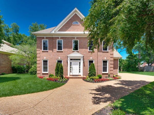 1605 Ardenwood Ct, Nashville, TN 37215