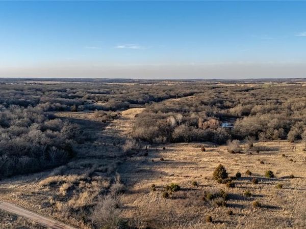 0000 Camelback Road, Elmore City, OK 73433
