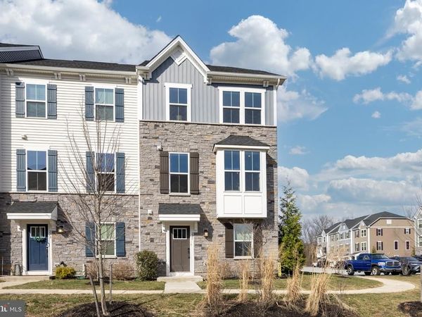 271 SUGAR MAPLE SQUARE, DOWNINGTOWN, PA 19335