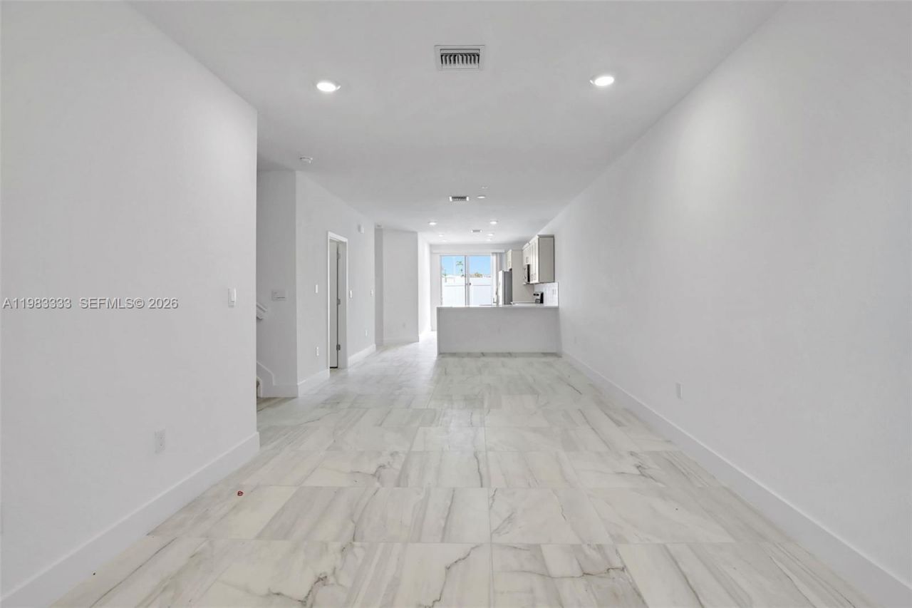 17149 SW 1st St, Unit 17149, Pembroke Pines, FL 33027 Photo