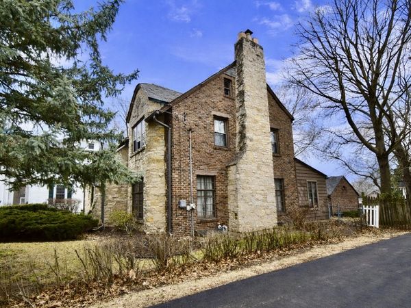 1261 W Stephenson Street , Freeport, IL 61032