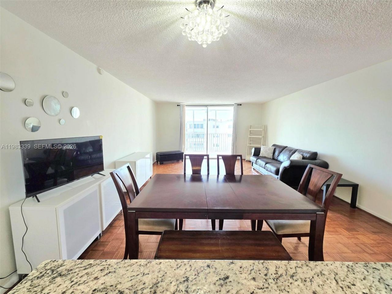 319 NE 14th Ave, Unit 702, Hallandale Beach, FL 33009 Photo