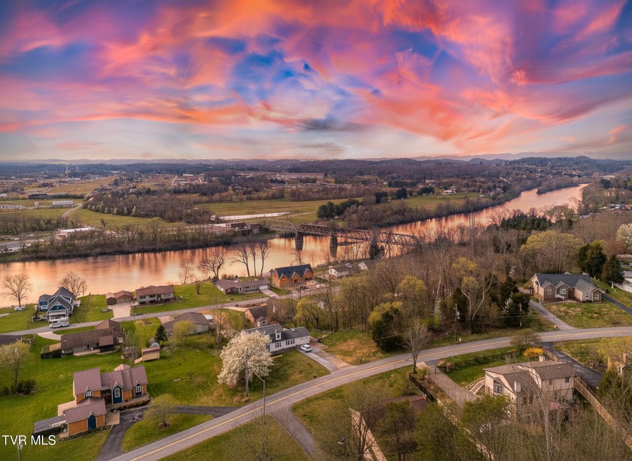 2044 Malvern Road, Kingsport, TN 37660 Main Photo