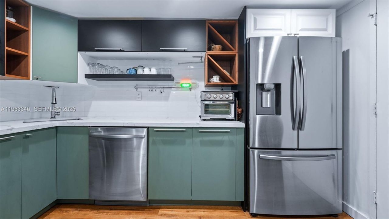 2750 NE 183rd St , Unit 1610, Aventura, FL 33160 Photo