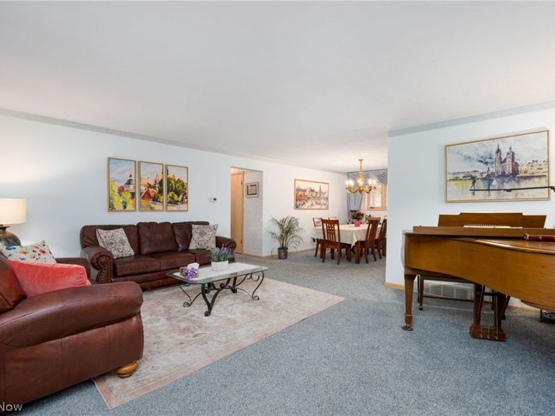 13352 Claremont Avenue, Middleburg Heights, OH 44130 Photo 2