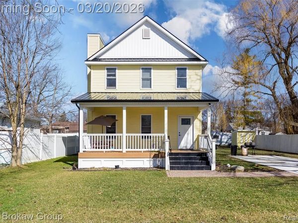 538 S Elm Street, Lapeer, MI 48446