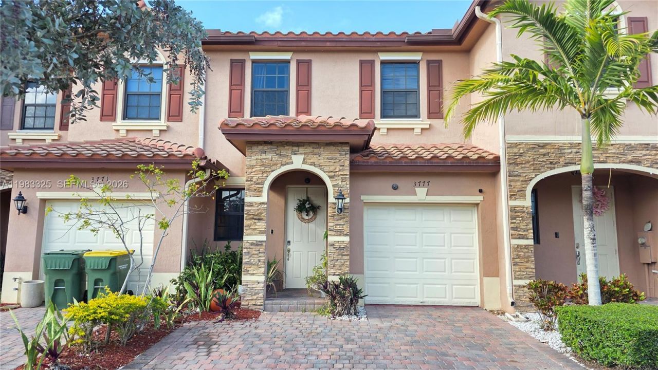 3777 SE 1st St, Homestead, FL 33033 Photo