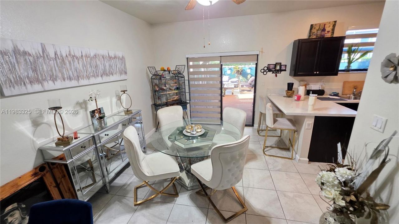 3777 SE 1st St, Homestead, FL 33033 Photo