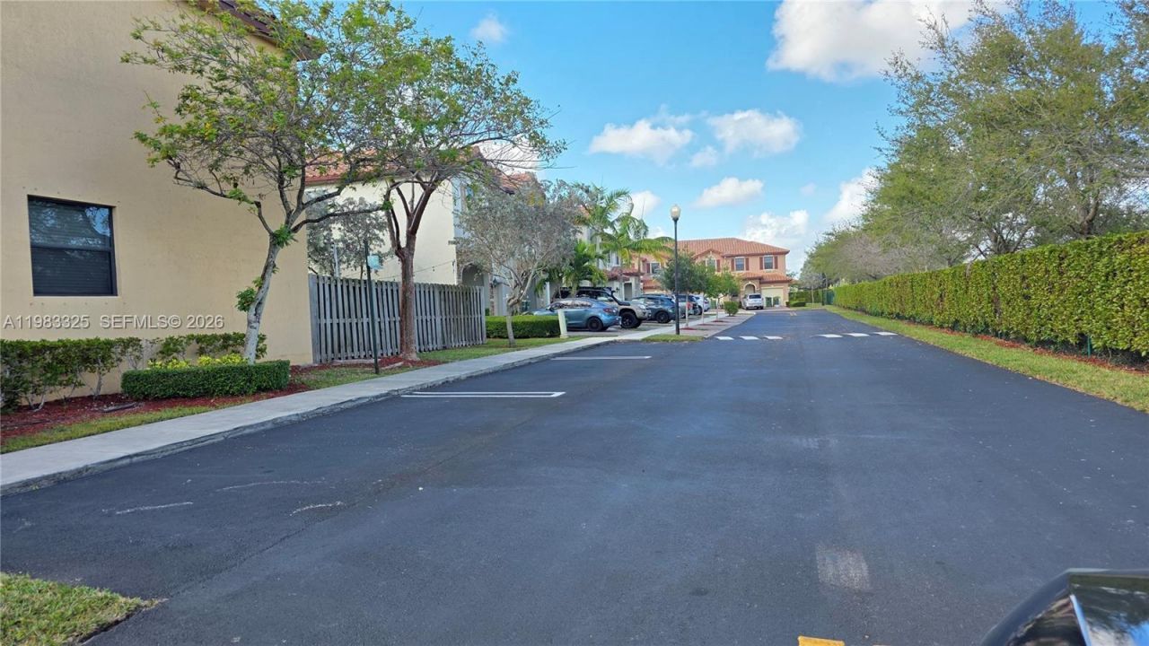 3777 SE 1st St, Homestead, FL 33033 Photo