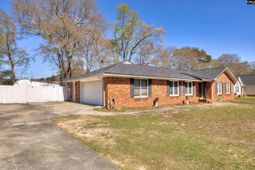 2285 Treetop Lane photo 4