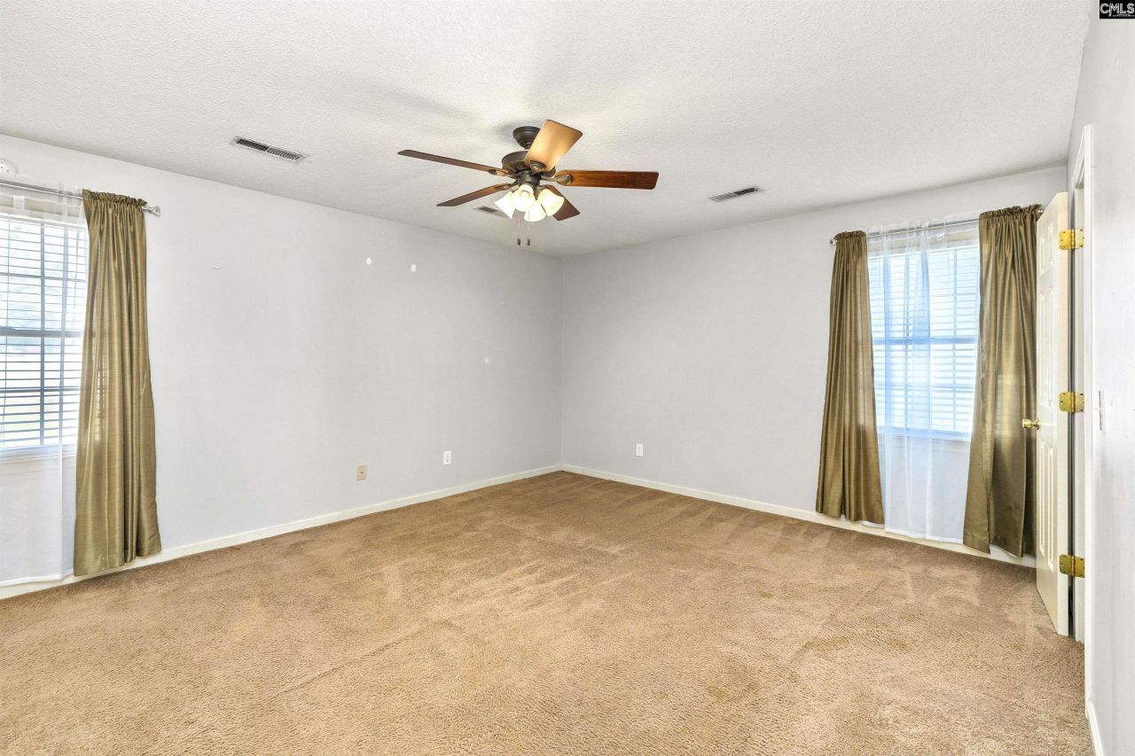 2285 Treetop Lane Photo 22