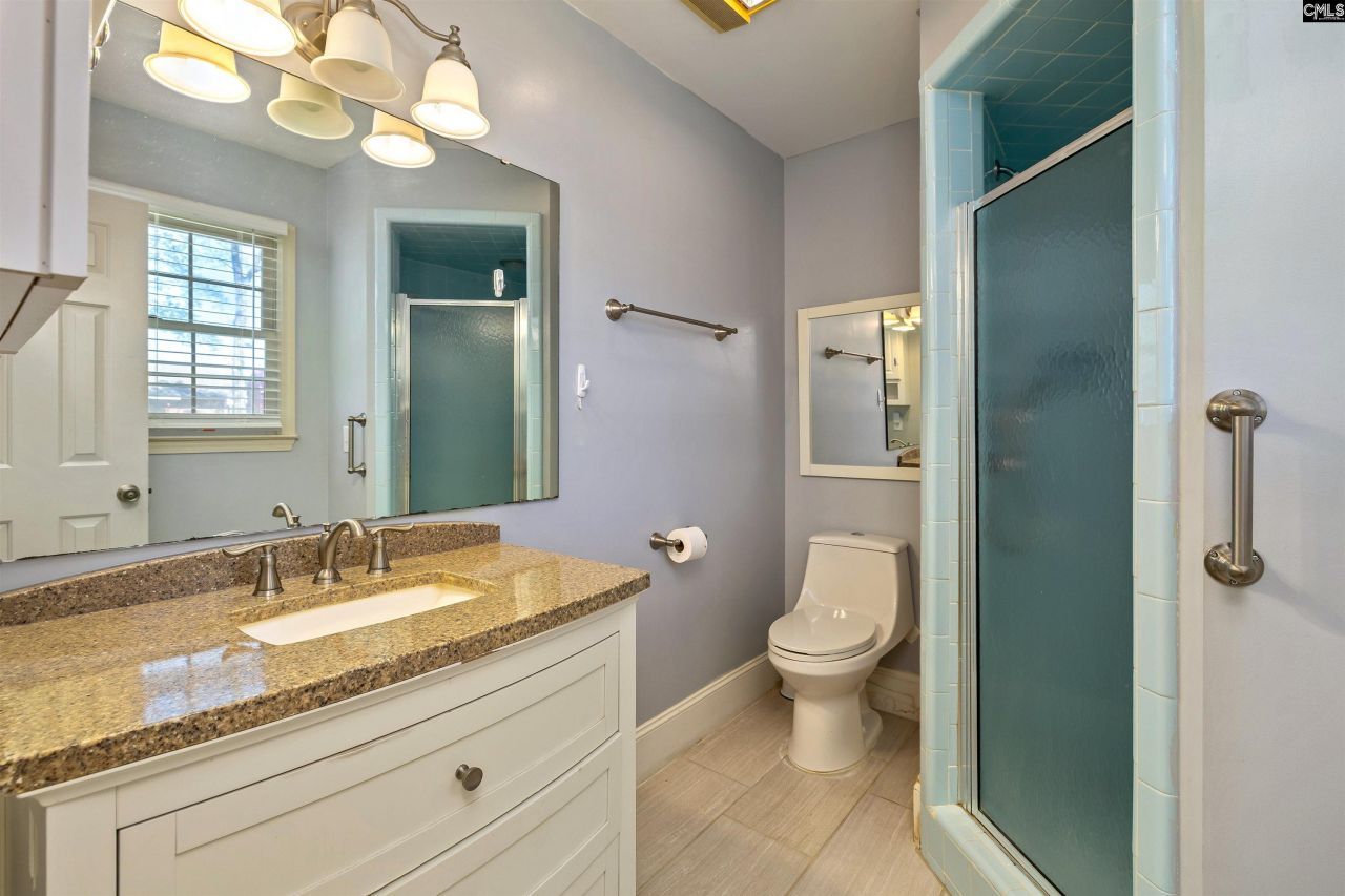 2285 Treetop Lane Photo 25