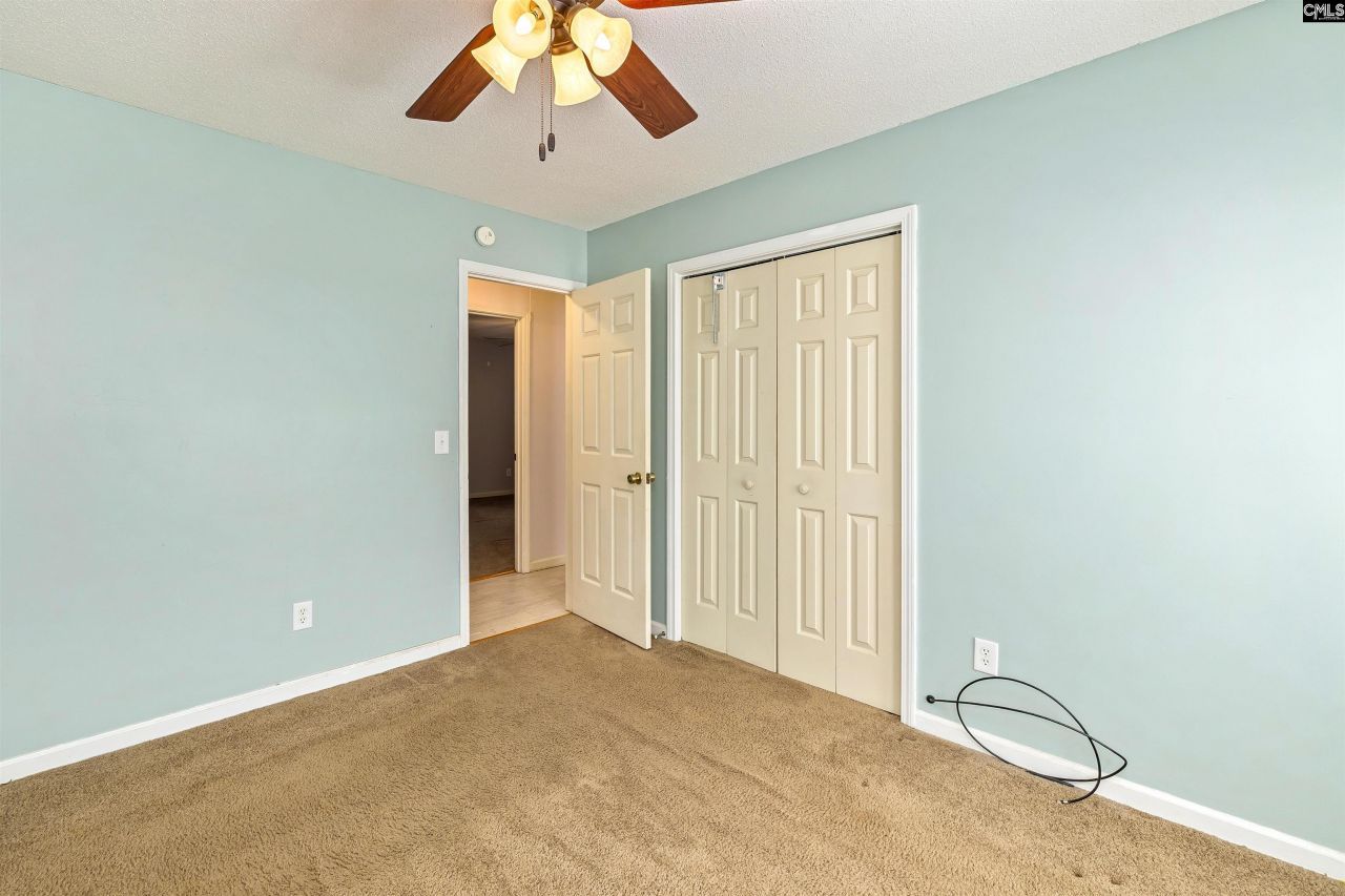 2285 Treetop Lane Photo 28