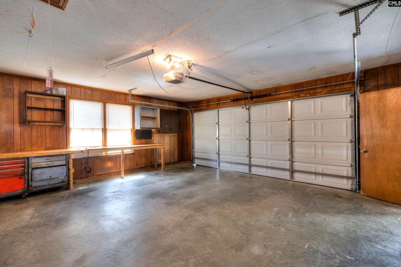 2285 Treetop Lane Photo 41