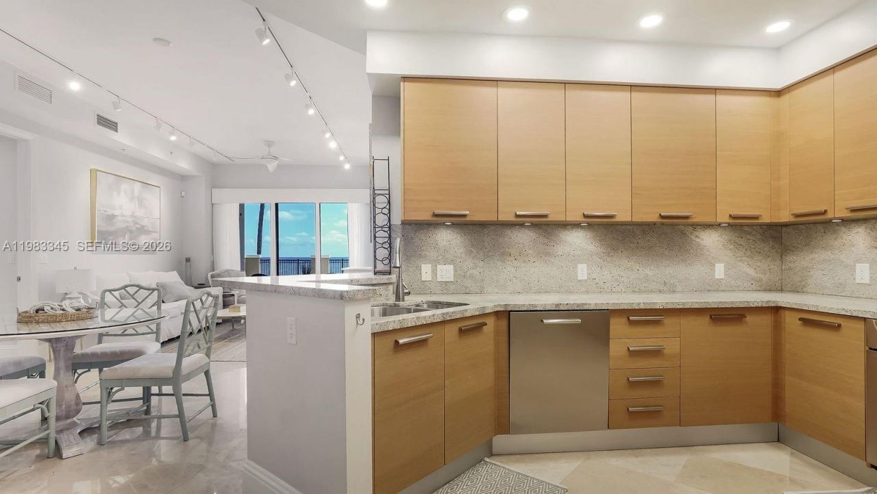 4444 El Mar Dr, Unit 3204, Lauderdale by the Sea, FL 33308 Photo