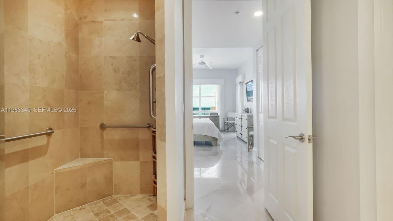 4444 El Mar Dr, Unit 3204, Lauderdale by the Sea, FL 33308 Photo