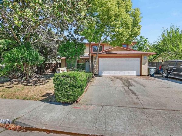 730 Stratford Avenue, Dixon, CA 95620