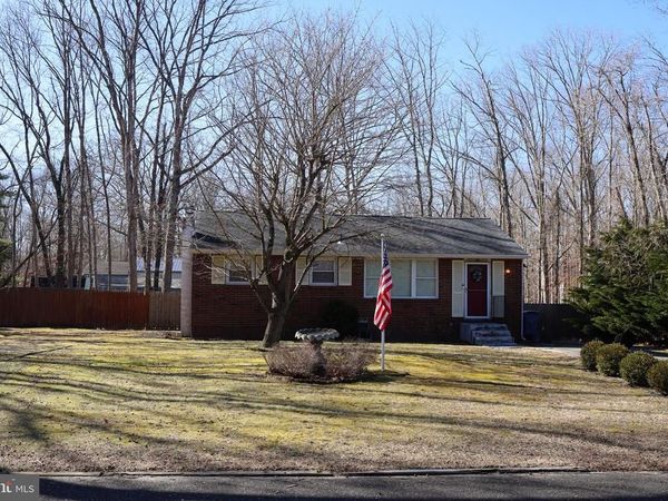 307 EDWARDS, CHESILHURST, NJ 08089