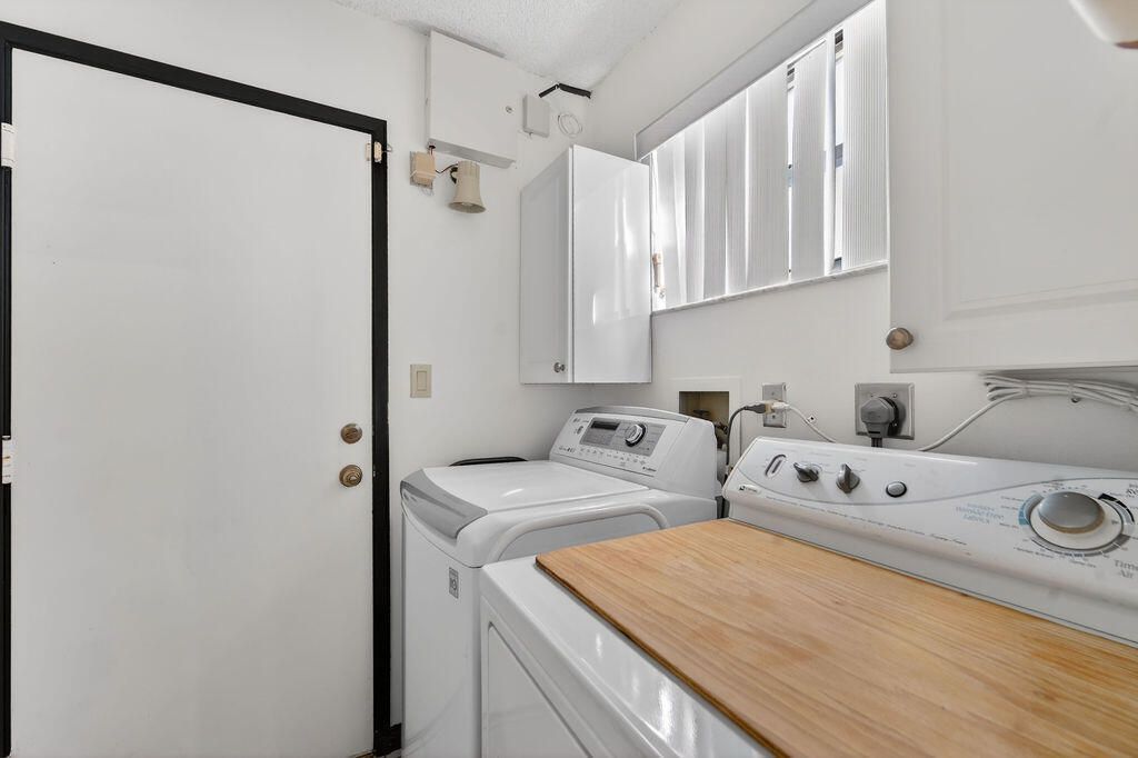 6045 Sunny Pointe Circle, Delray Beach, FL 33484 Photo