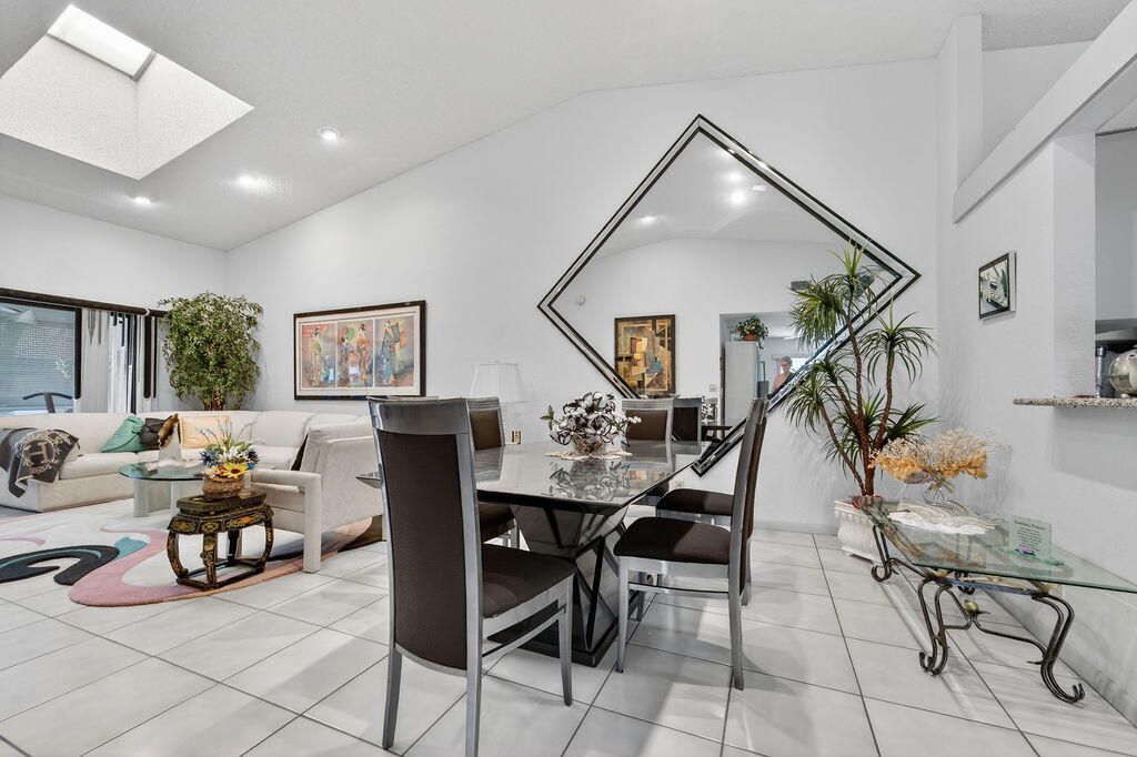 6045 Sunny Pointe Circle, Delray Beach, FL 33484 Photo