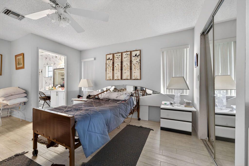 6045 Sunny Pointe Circle, Delray Beach, FL 33484 Photo